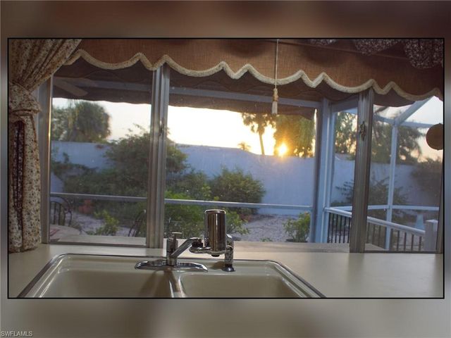 18409 Orangecrest CT, Lehigh Acres, FL 33936