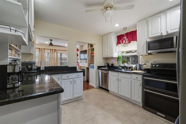 10308 Greenbriar Court, Boca Raton, FL 33498