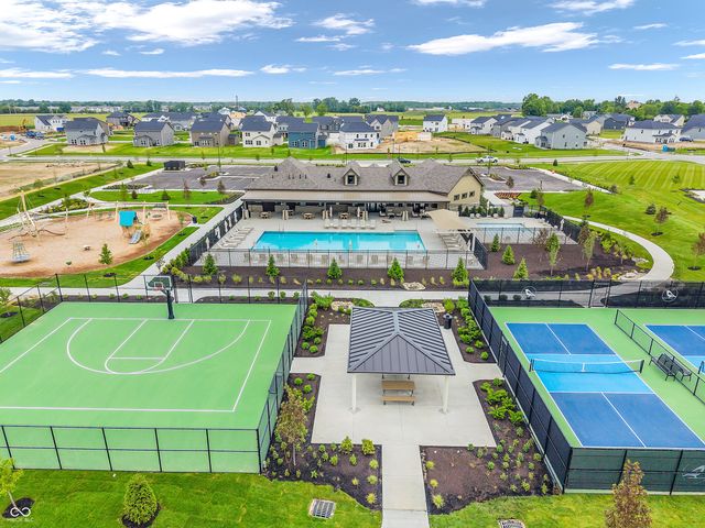 16105 Showdown Road, Noblesville, IN 46060