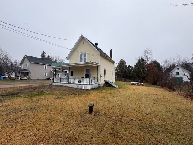 31 Pearl Street, Brushton, NY 12916