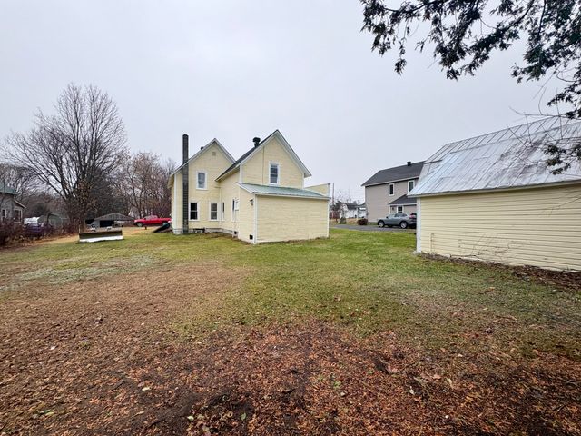 31 Pearl Street, Brushton, NY 12916