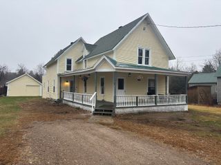 31 Pearl Street, Brushton, NY 12916