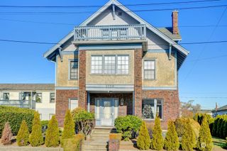 2515 Belvidere Avenue SW, Seattle, WA 98126