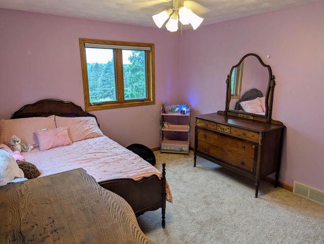 4002 PINE TREE ROAD, Wausau, WI 54403