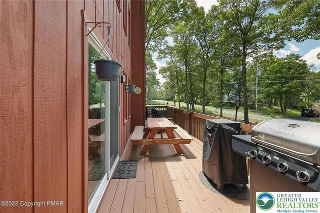 138 Banbury Drive, Lehman Twp, PA 18324