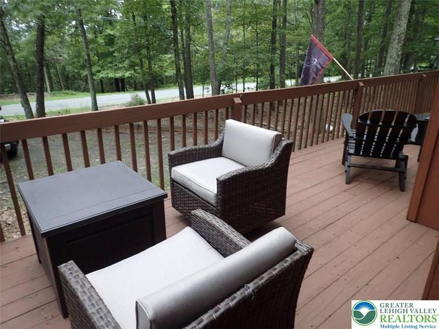 138 Banbury Drive, Lehman Twp, PA 18324