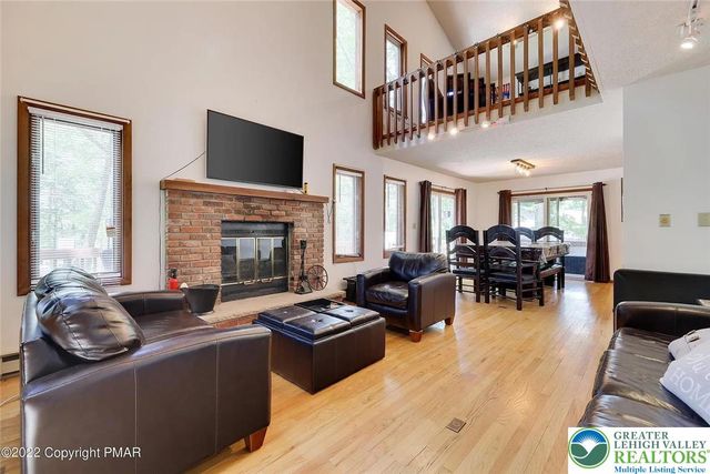 138 Banbury Drive, Lehman Twp, PA 18324