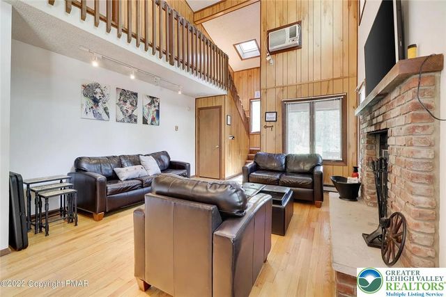 138 Banbury Drive, Lehman Twp, PA 18324