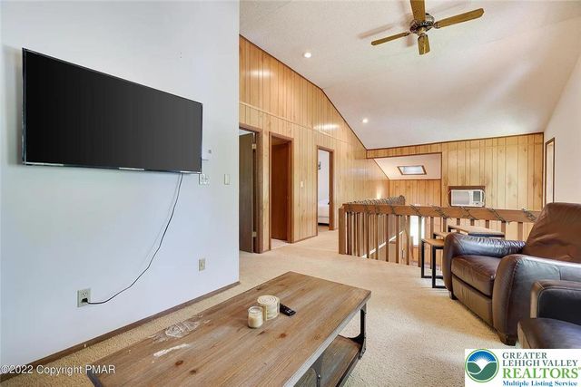 138 Banbury Drive, Lehman Twp, PA 18324