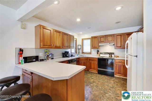 138 Banbury Drive, Lehman Twp, PA 18324