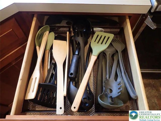 138 Banbury Drive, Lehman Twp, PA 18324