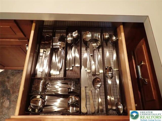 138 Banbury Drive, Lehman Twp, PA 18324