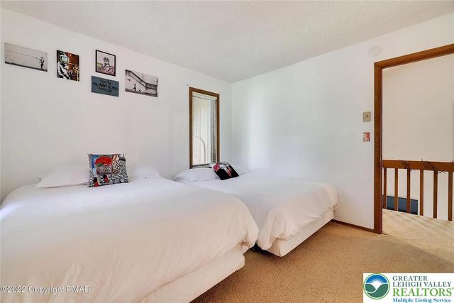 138 Banbury Drive, Lehman Twp, PA 18324