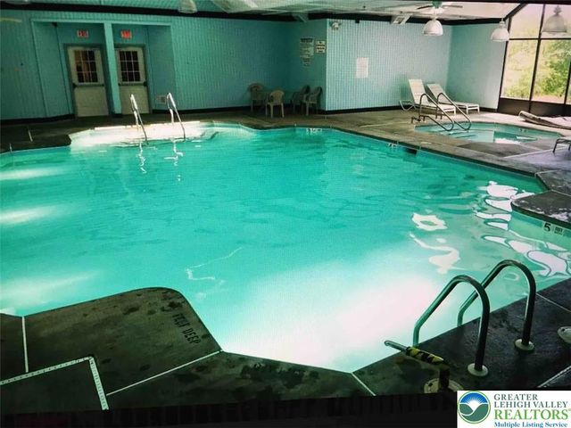 138 Banbury Drive, Lehman Twp, PA 18324