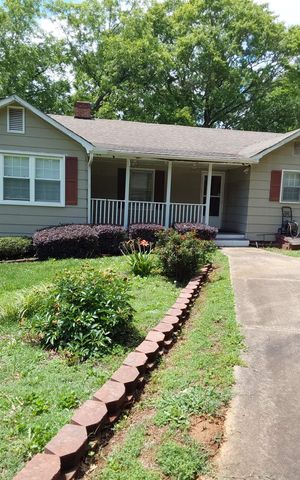 216 W Claremont Street, Gaffney, SC 29341