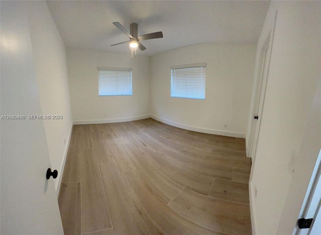 9939 NW 19th St, Coral Springs, FL 33071