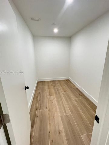 9939 NW 19th St, Coral Springs, FL 33071