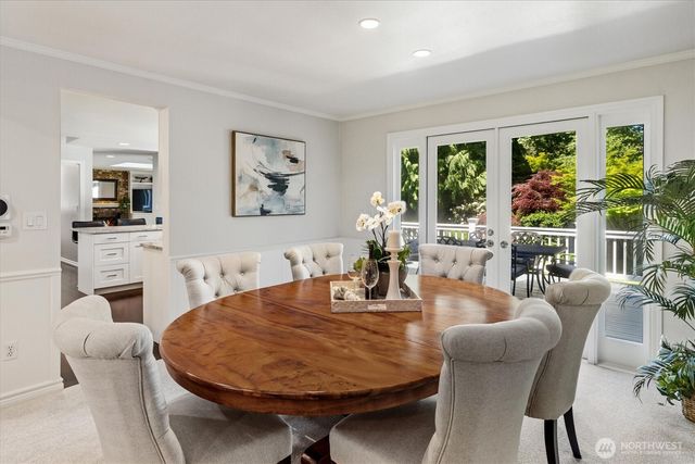 11000 SE 24th Place, Bellevue, WA 98004