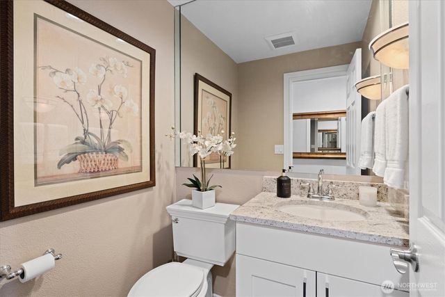 11000 SE 24th Place, Bellevue, WA 98004