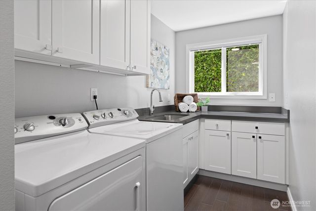11000 SE 24th Place, Bellevue, WA 98004