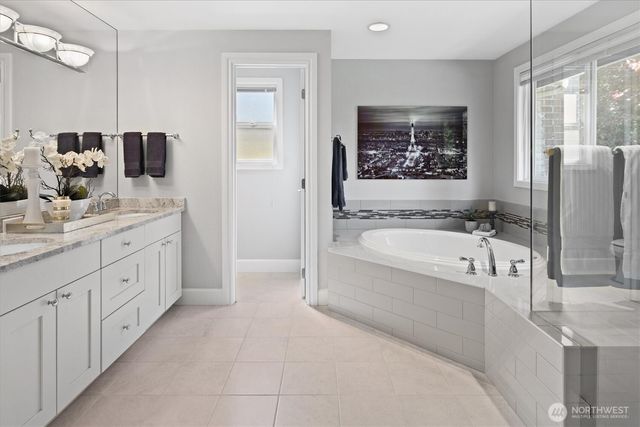 11000 SE 24th Place, Bellevue, WA 98004