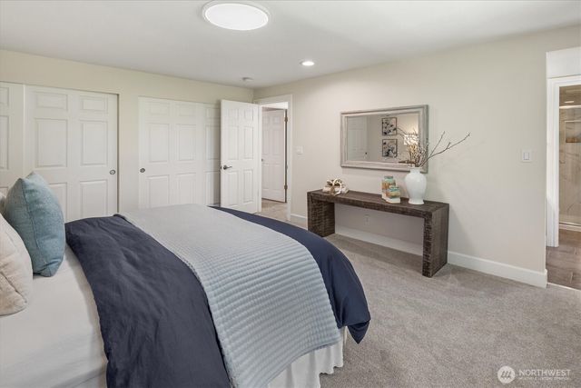 11000 SE 24th Place, Bellevue, WA 98004