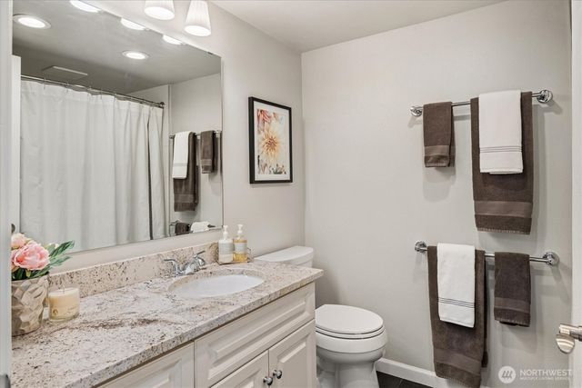 11000 SE 24th Place, Bellevue, WA 98004