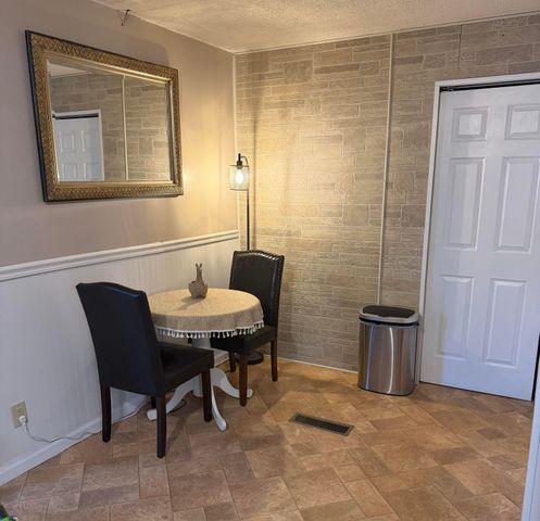 4926 Meadowbrook Drive, Columbus, OH 43207