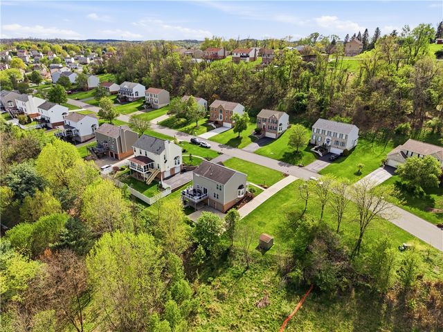2225 Watchfield Dr, South Park, PA 15129
