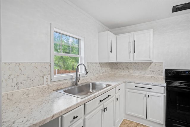 1800 Brook Hollow Drive, Fort Worth, TX 76114