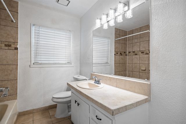 1800 Brook Hollow Drive, Fort Worth, TX 76114