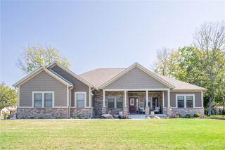 1610 Creekwood Drive, Troy, OH 45373