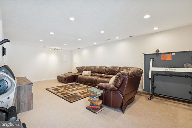 531 CHATTERTON RD, Lutherville Timonium, MD 21093