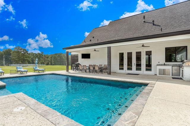 539 Bishop Pvt Drive, Stonewall, LA 71078