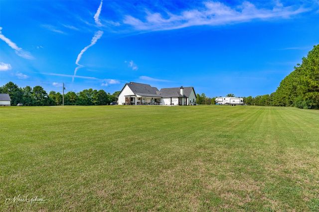 539 Bishop Pvt Drive, Stonewall, LA 71078