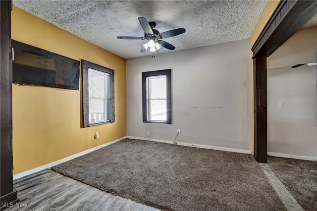 311 Dean Street, Akron, OH 44304