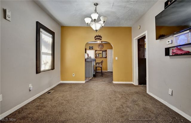 311 Dean Street, Akron, OH 44304