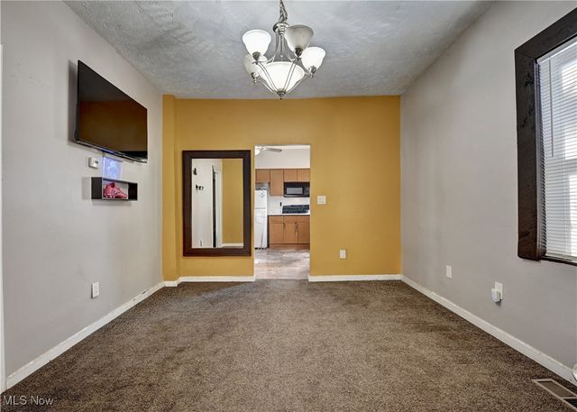 311 Dean Street, Akron, OH 44304