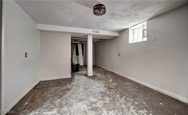 311 Dean Street, Akron, OH 44304