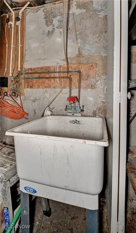 311 Dean Street, Akron, OH 44304