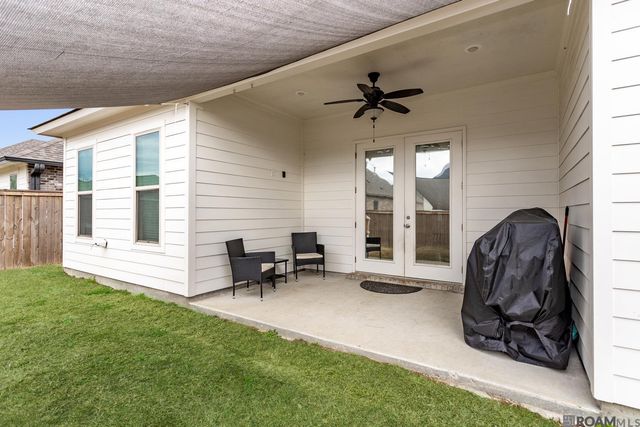 13330 Belle Prairie Dr, Geismar, LA 70734