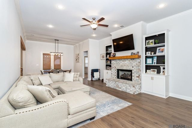 13330 Belle Prairie Dr, Geismar, LA 70734