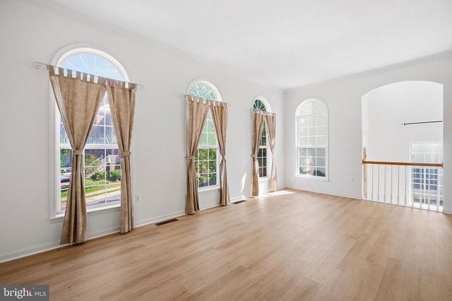 44094 SAXONY TER, Ashburn, VA 20147