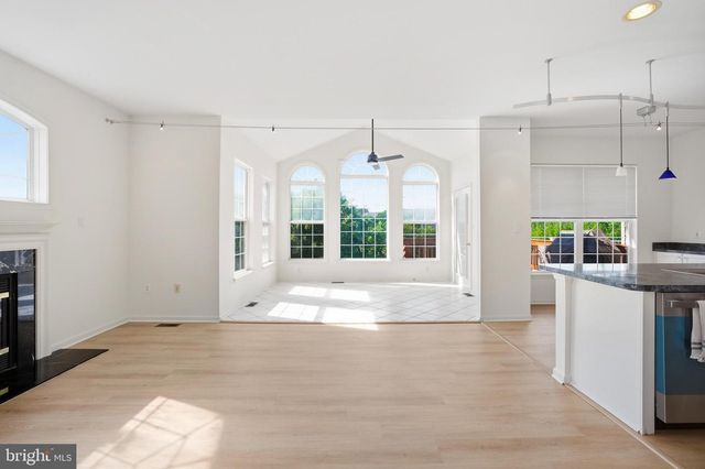 44094 SAXONY TER, Ashburn, VA 20147