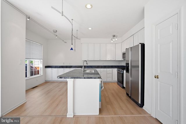 44094 SAXONY TER, Ashburn, VA 20147