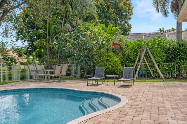 7201 Brunswick Circle, Boynton Beach, FL 33472