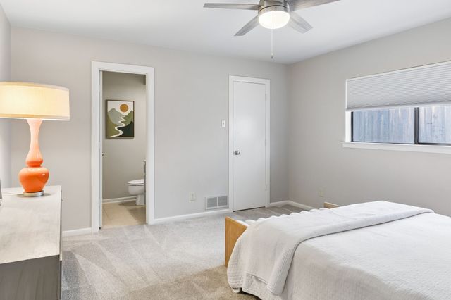 9530 Moss Haven Drive, Dallas, TX 75231