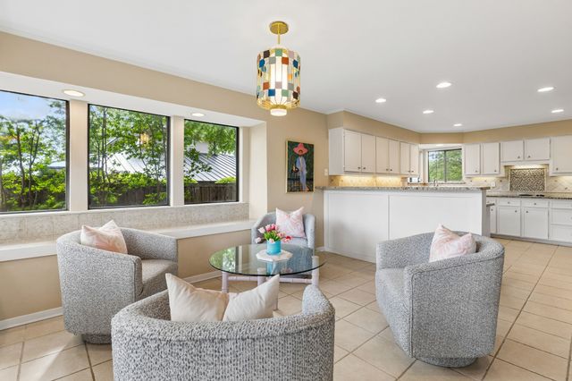 9530 Moss Haven Drive, Dallas, TX 75231