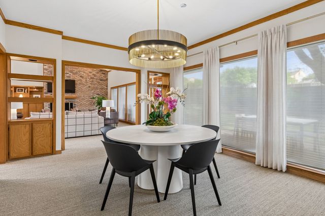 9530 Moss Haven Drive, Dallas, TX 75231