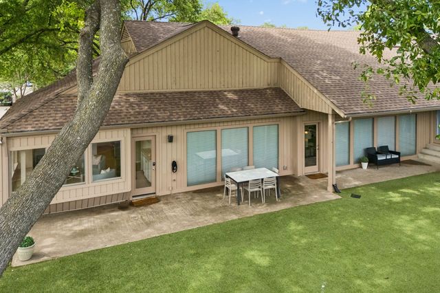9530 Moss Haven Drive, Dallas, TX 75231